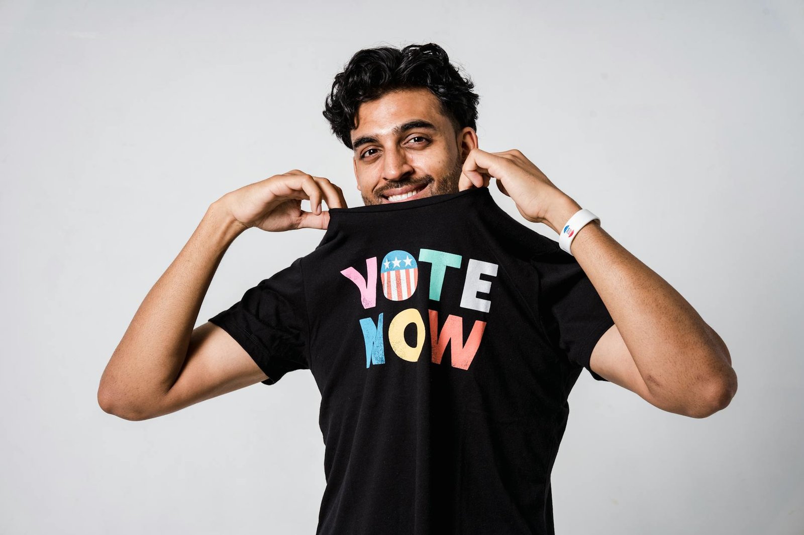 Exclusive Trendy Retro-Inspired T-Shirt Graphics: Must-Have Designs